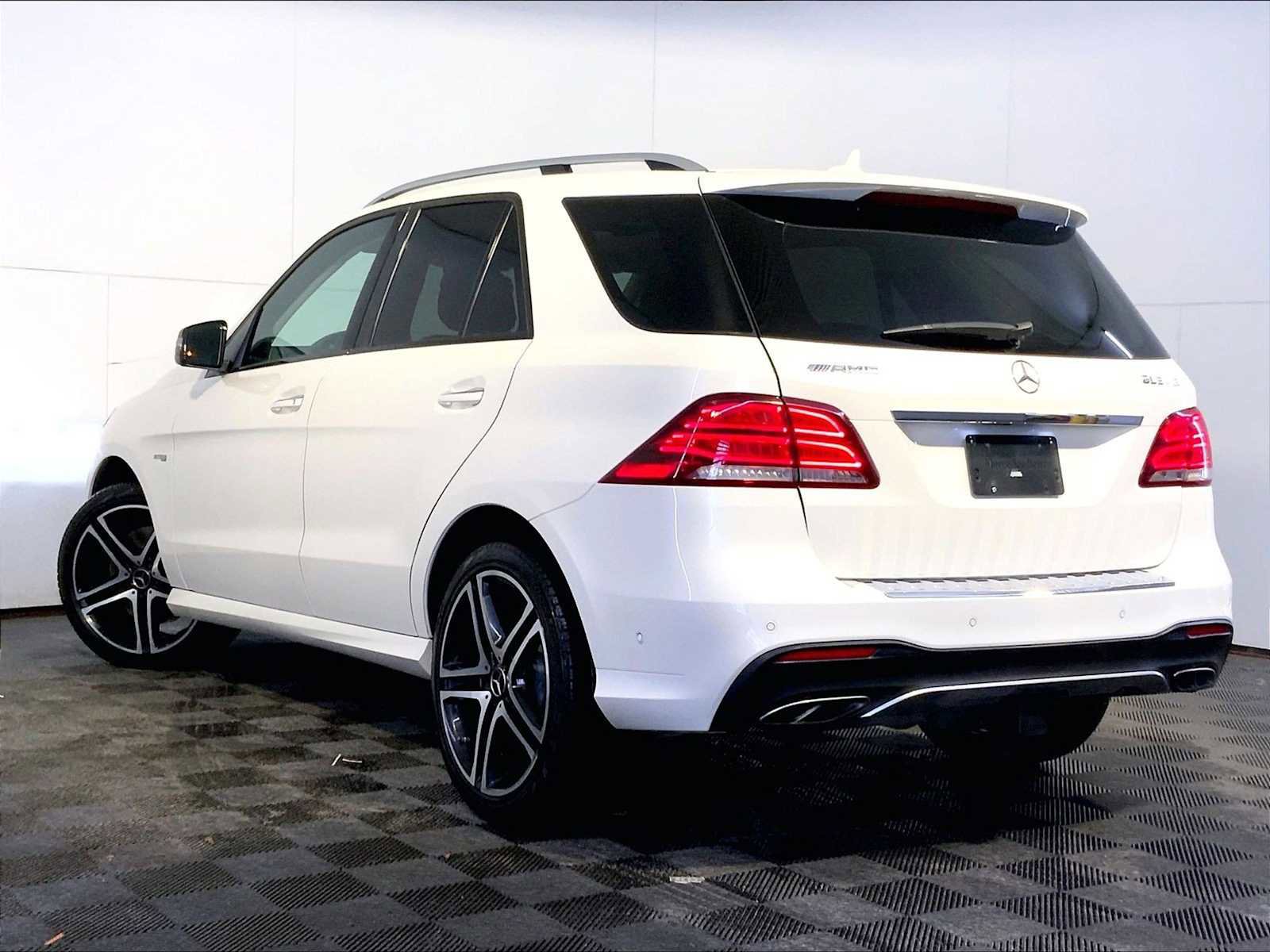 Used 2019 Mercedes-Benz GLE 43 AMG 4MATIC image 3
