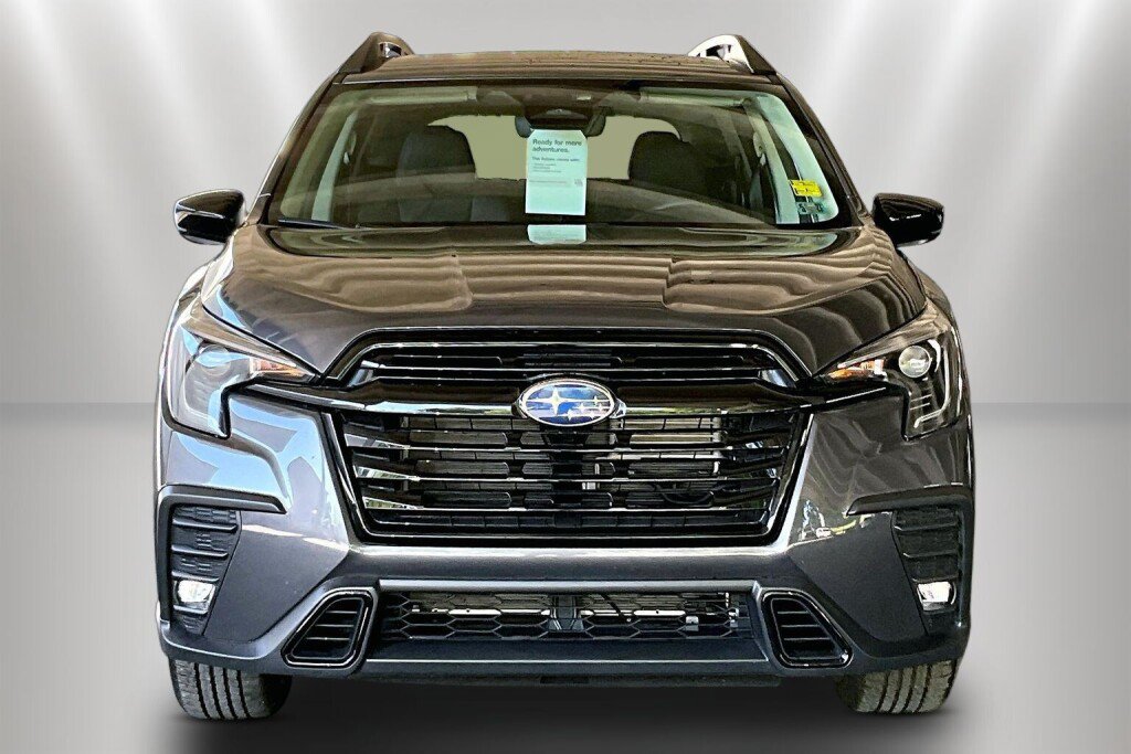 Certified 2026 Subaru Ascent Premium AWD/4WD image 2