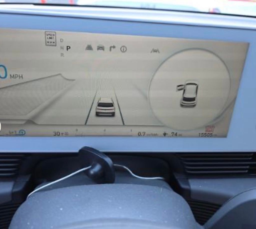 Used 2023 Hyundai Ioniq 5 SEL image 4