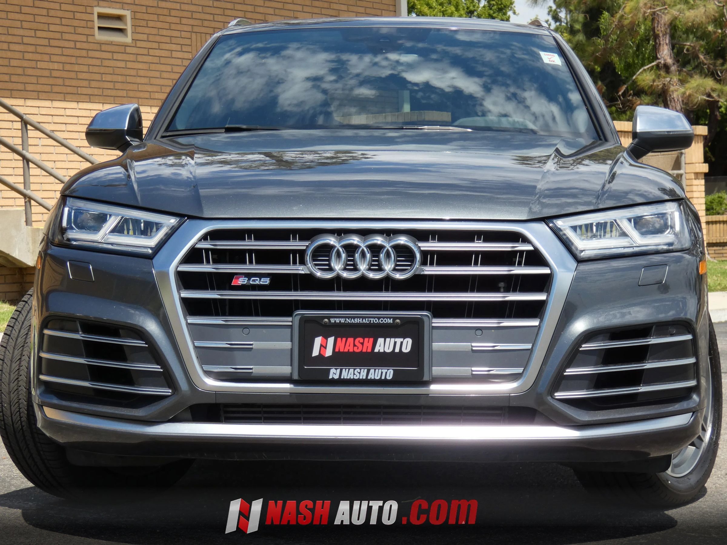 Used 2018 Audi SQ5 Premium Plus w/ S Sport Package AWD/4WD image 17