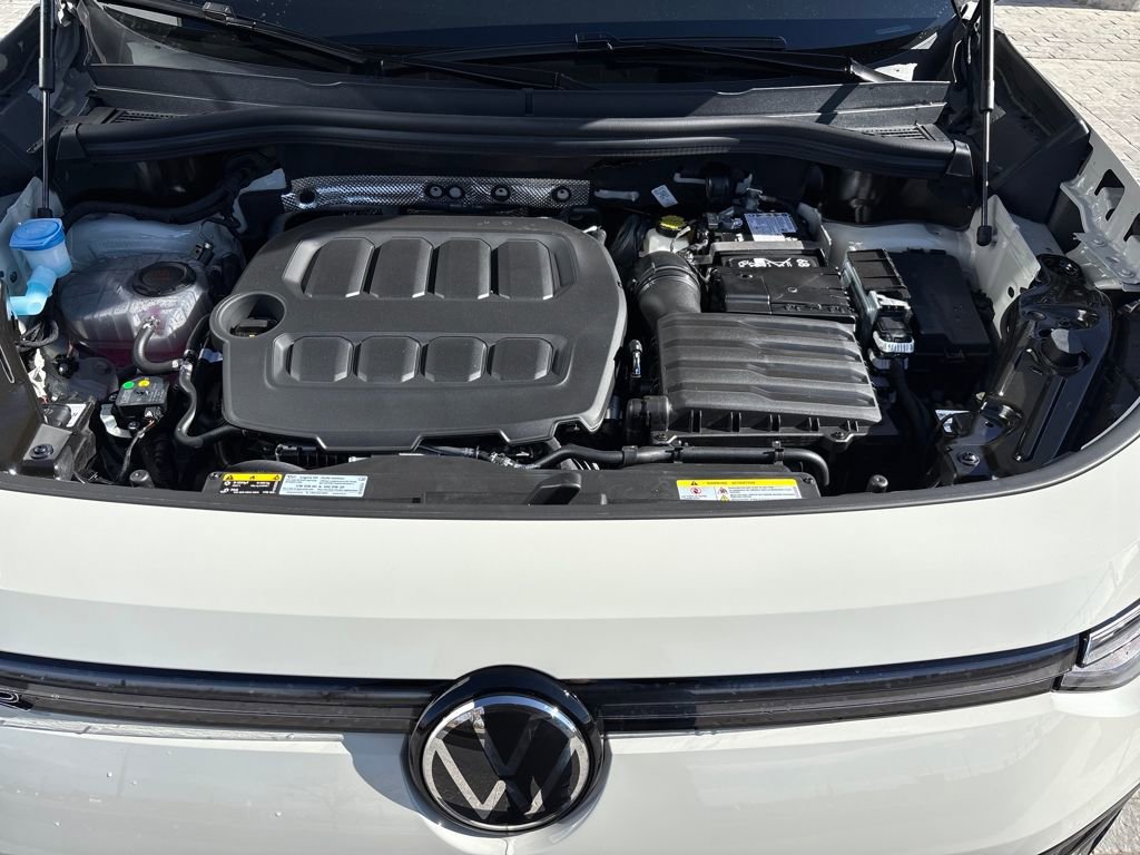 New 2026 Volkswagen Tiguan SE R-Line image 21