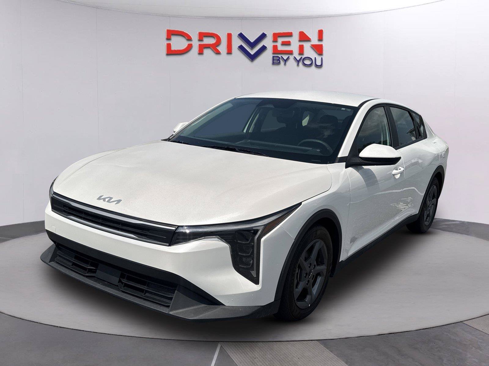 Used 2025 Kia K4 FWD image 8