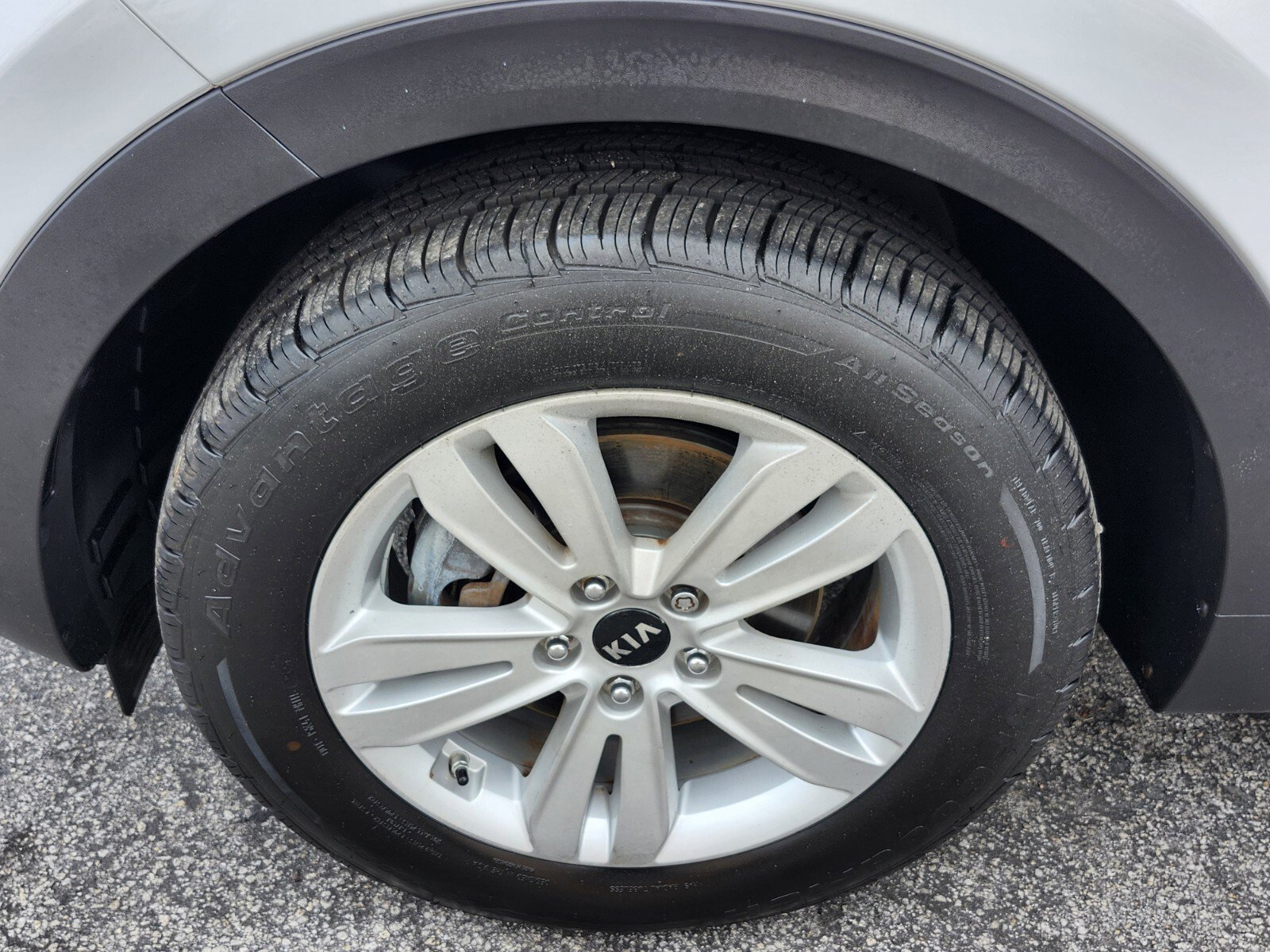 Used 2017 Kia Sportage LX image 18