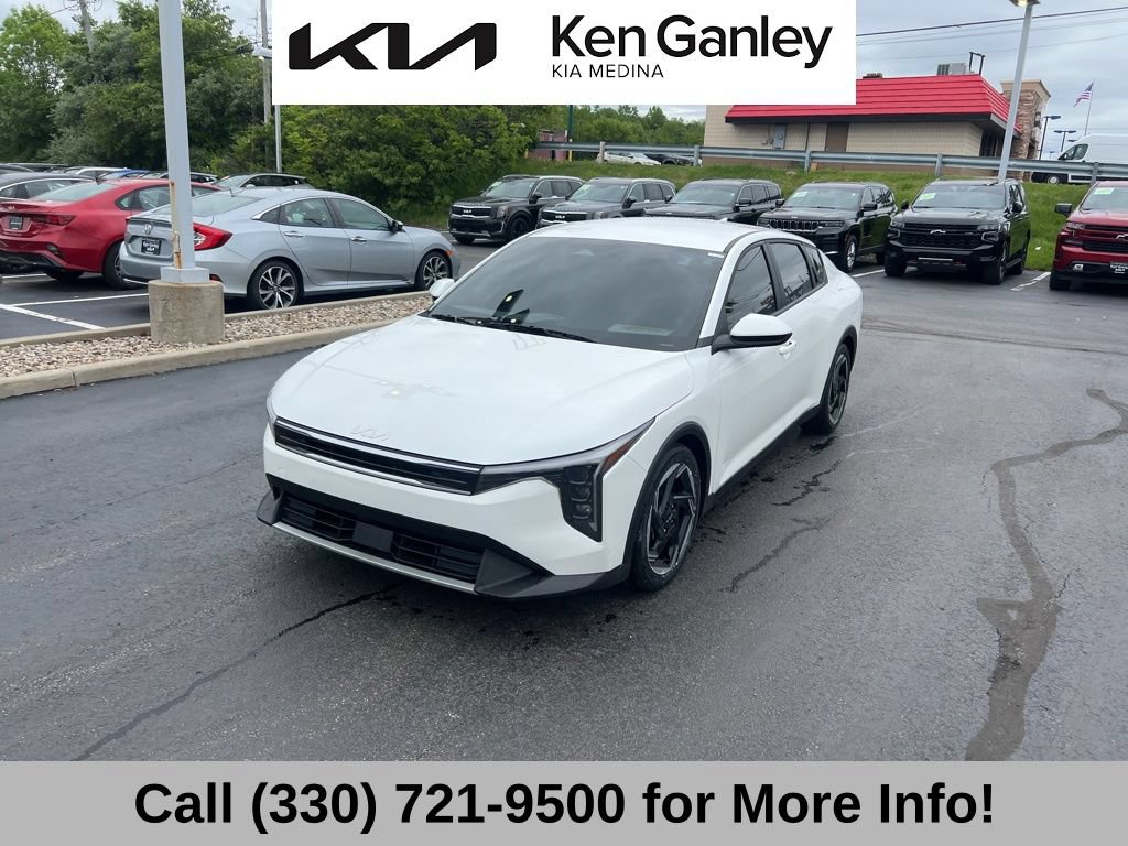 Certified 2025 Kia K4 EX FWD image 3