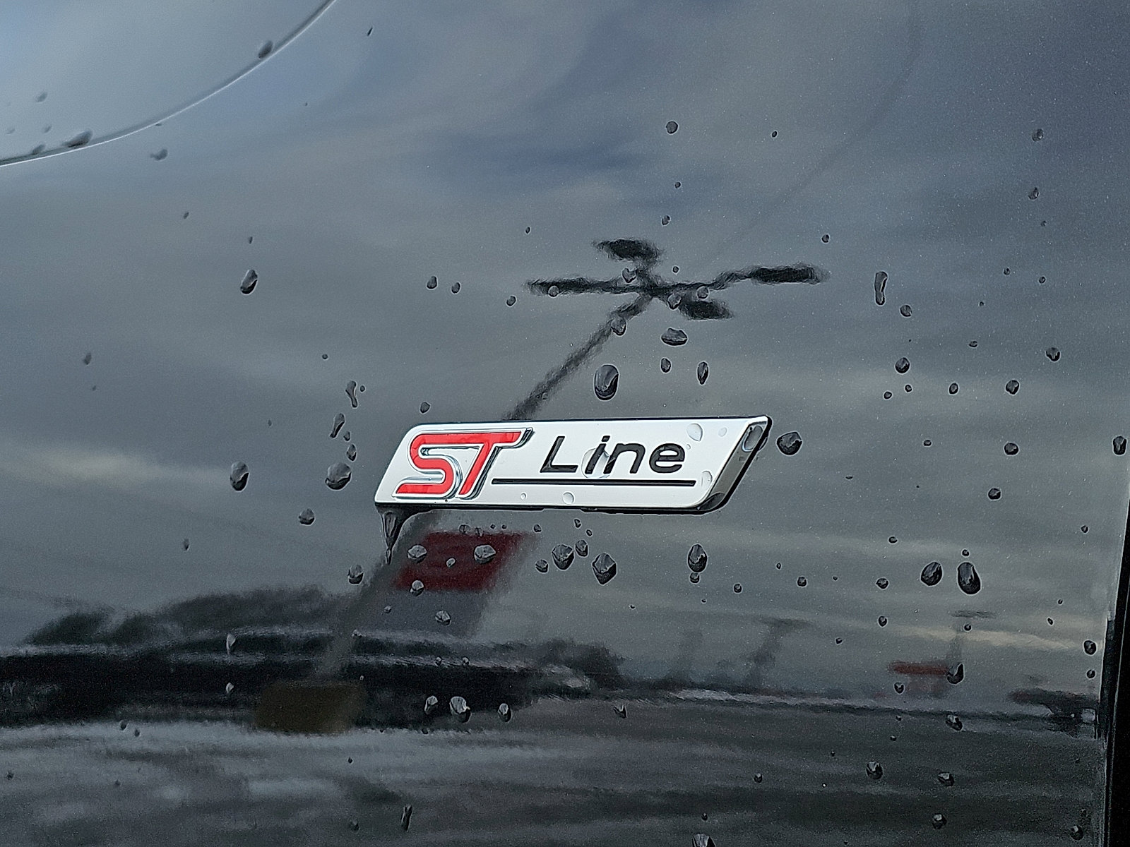 Used 2025 Ford Escape ST-Line image 31