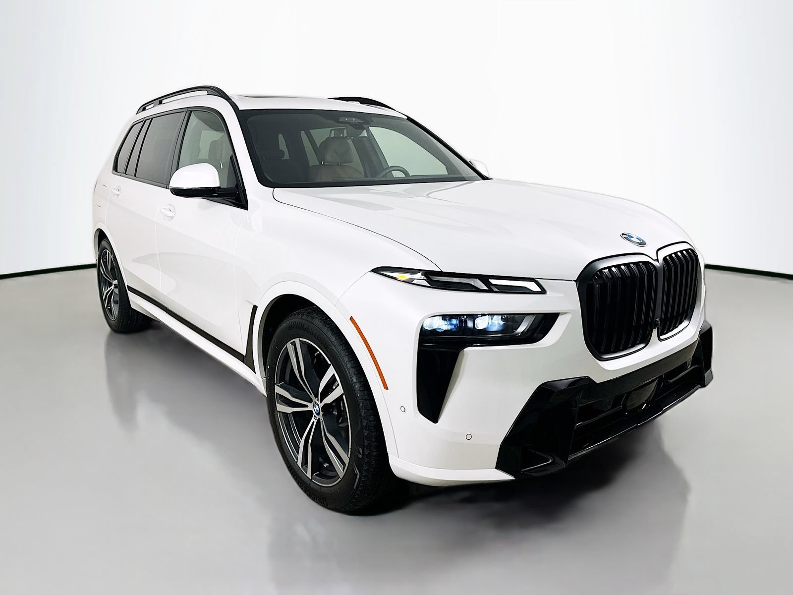 New 2027 BMW X7 xDrive40i w/ M Sport Package AWD/4WD image 3