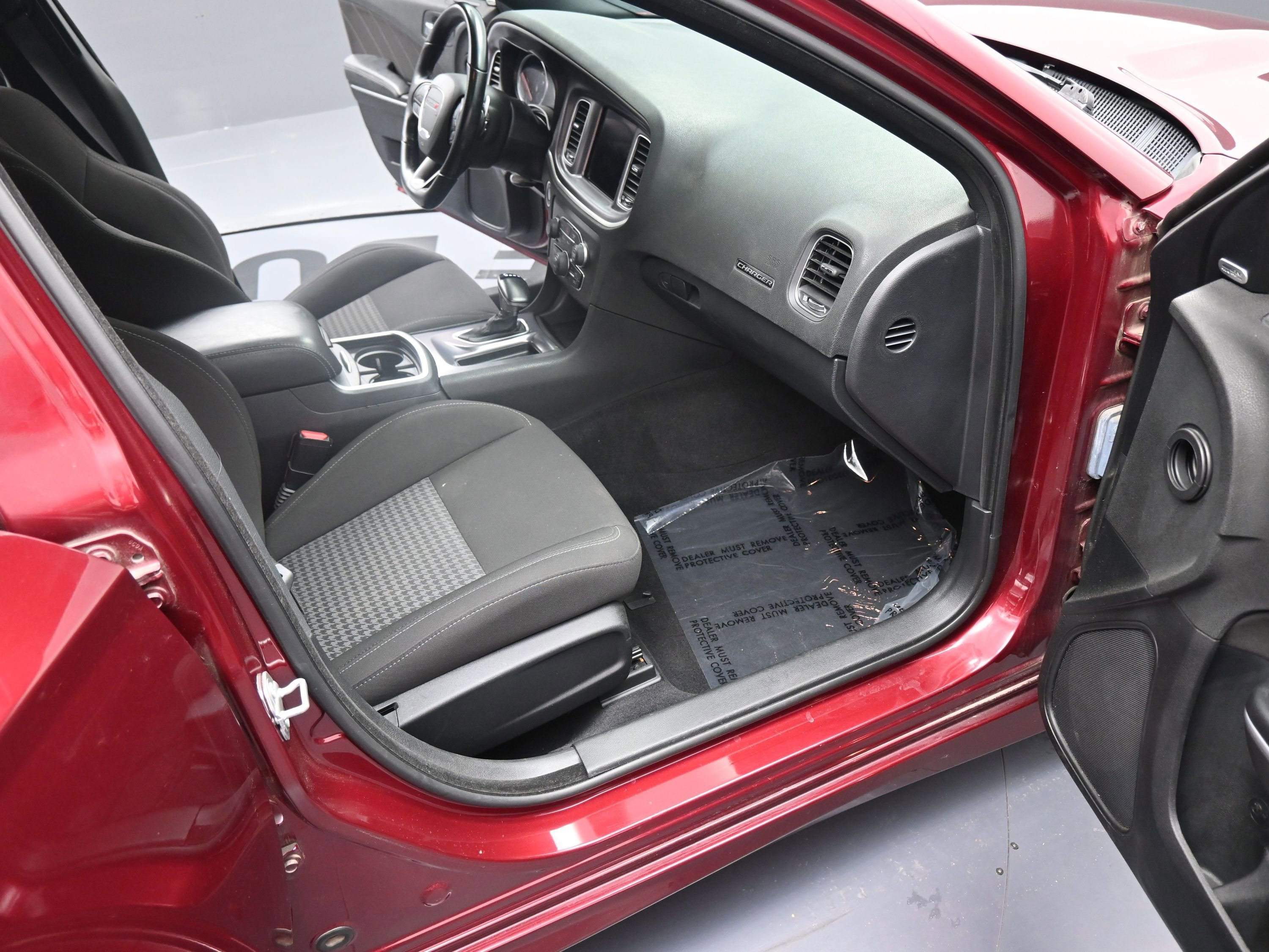 Used 2021 Dodge Charger R/T w/ Performance Handling Group image 20