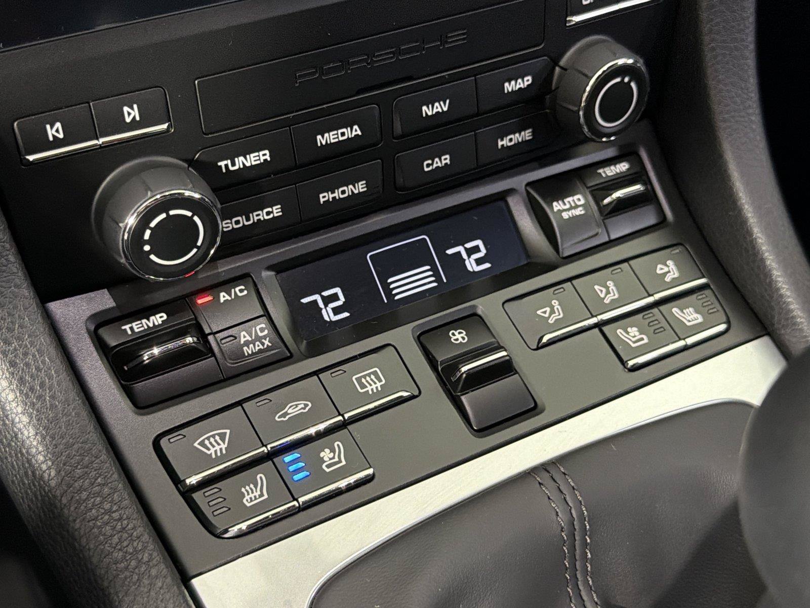 Used 2025 Porsche 718 Cayman GTS RWD image 28