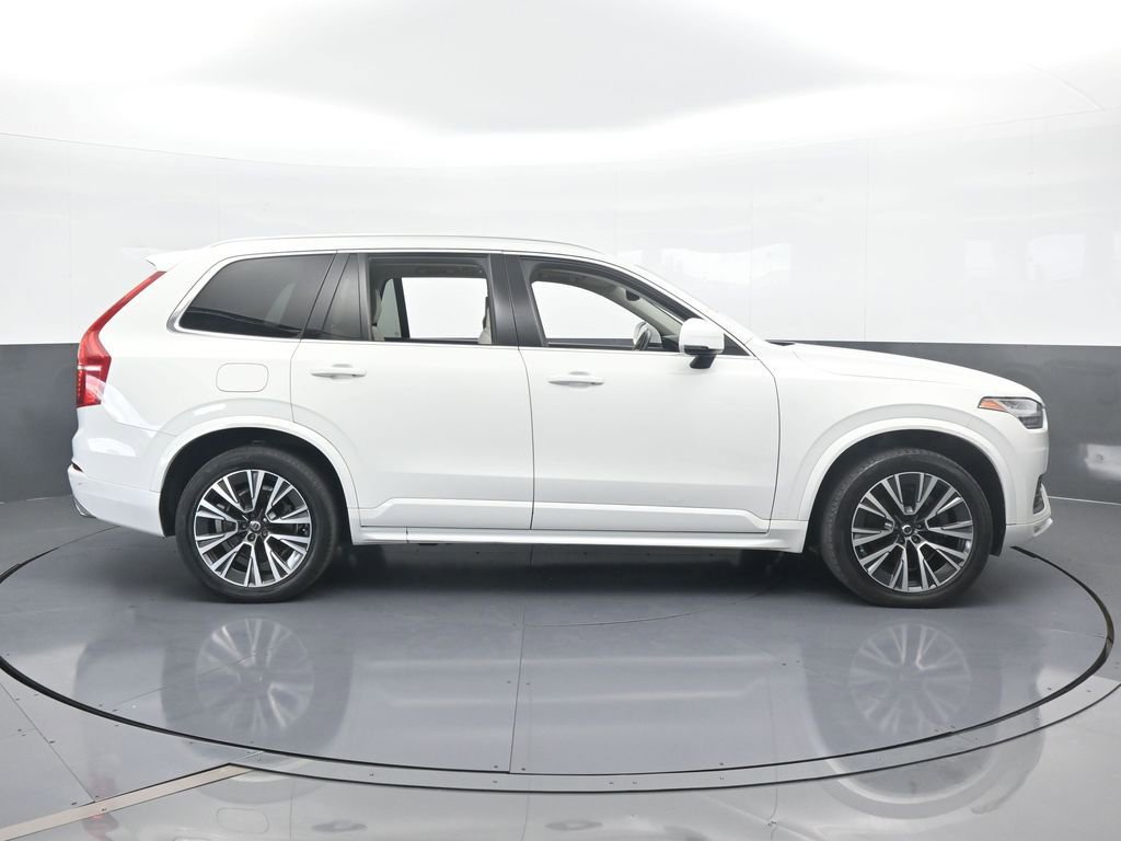 Used 2020 Volvo XC90 T5 Momentum w/ Protection Package Premier image 7