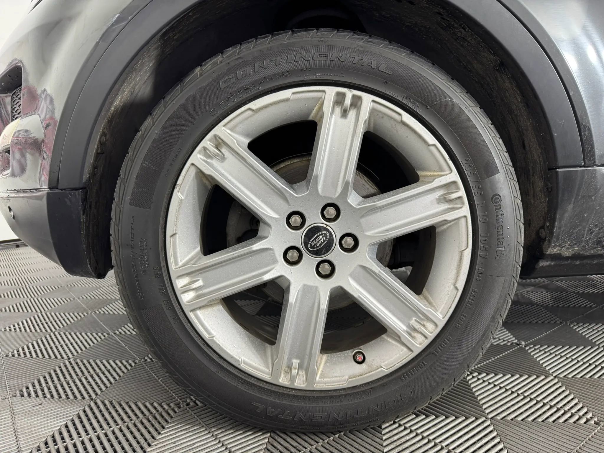 Used 2013 Land Rover Range Rover Evoque Pure Premium w/ Pure Premium Pkg image 47