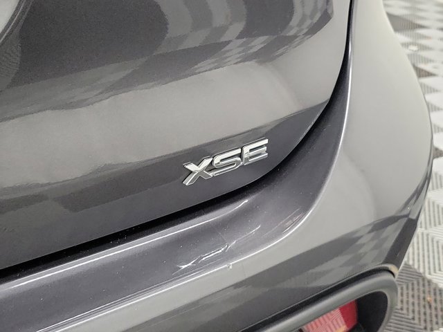 Used 2024 Toyota Highlander LE image 8