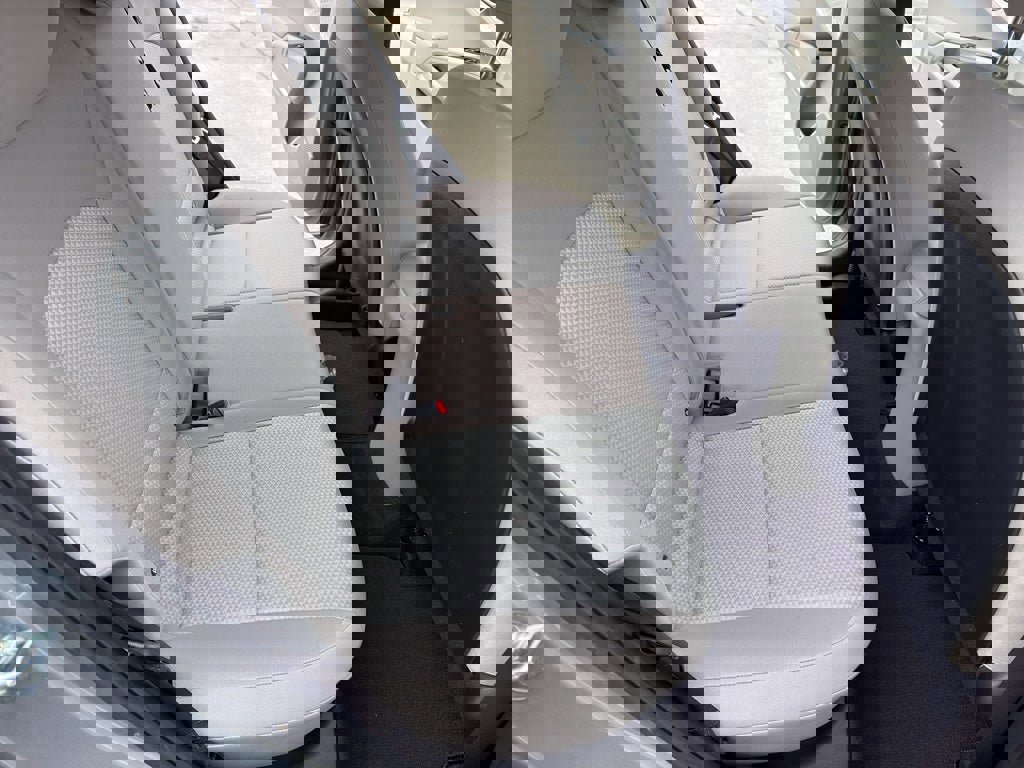 Used 2022 Kia Soul LX image 26