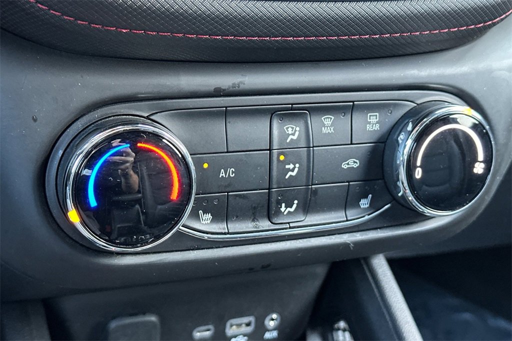 Used 2023 Chevrolet TrailBlazer RS image 17