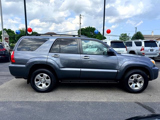 Used 2006 Toyota 4Runner SR5 AWD/4WD image 11