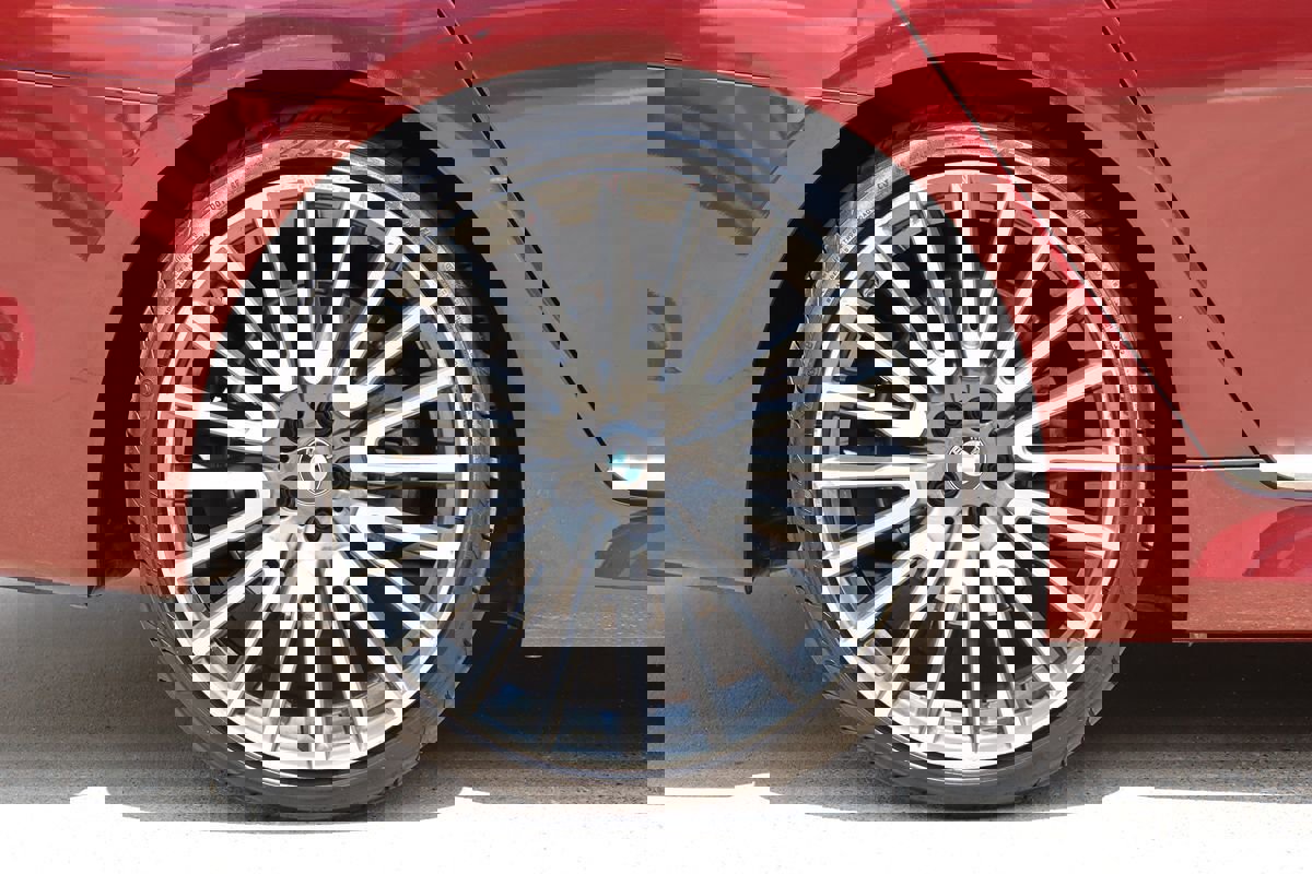 Used 2019 BMW 750i xDrive w/ Luxury Rear Seating Package image 72