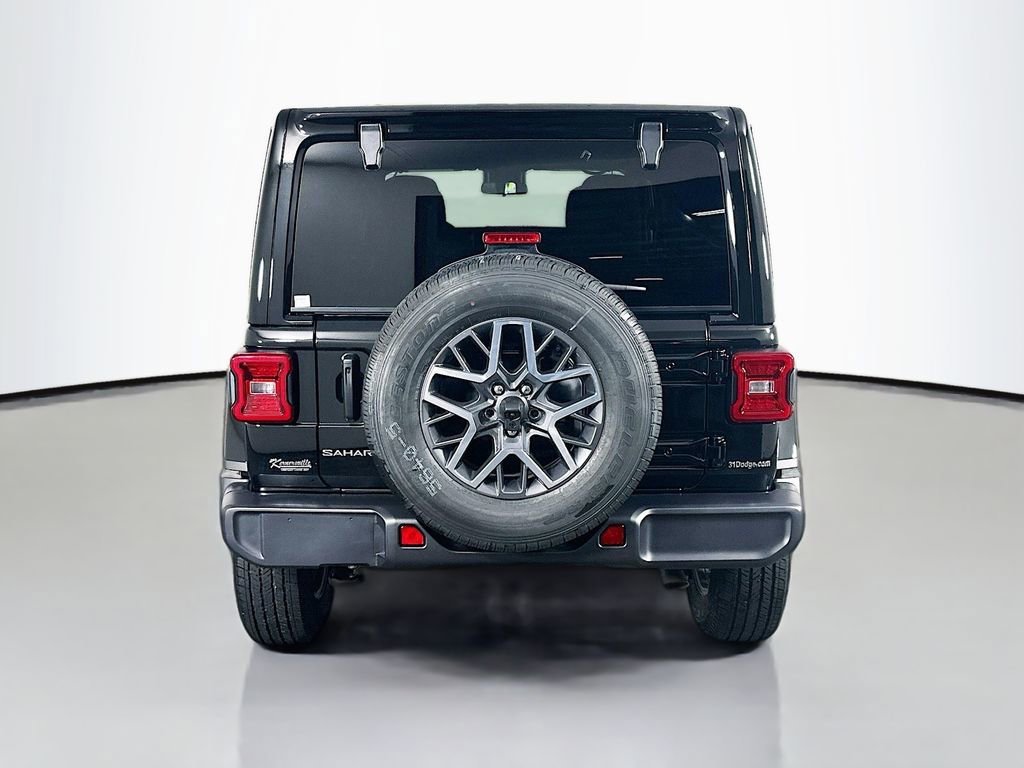 New 2025 Jeep Wrangler Unlimited Sahara AWD/4WD image 6
