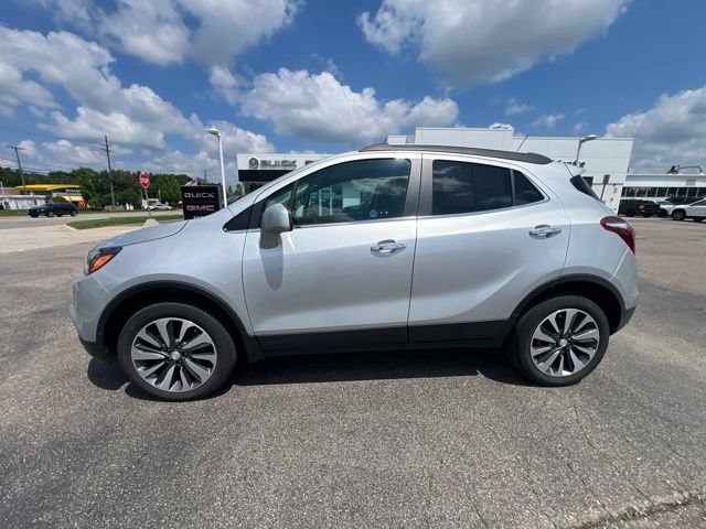 Used 2022 Buick Encore Preferred w/ Safety Package AWD/4WD image 9