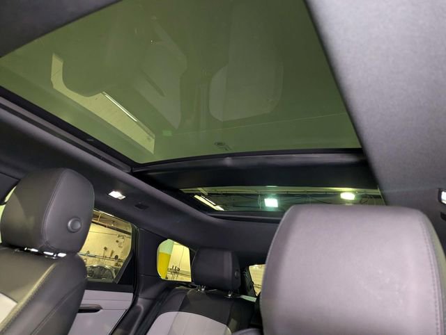 Used 2023 Land Rover Range Rover Evoque R-Dynamic S image 18