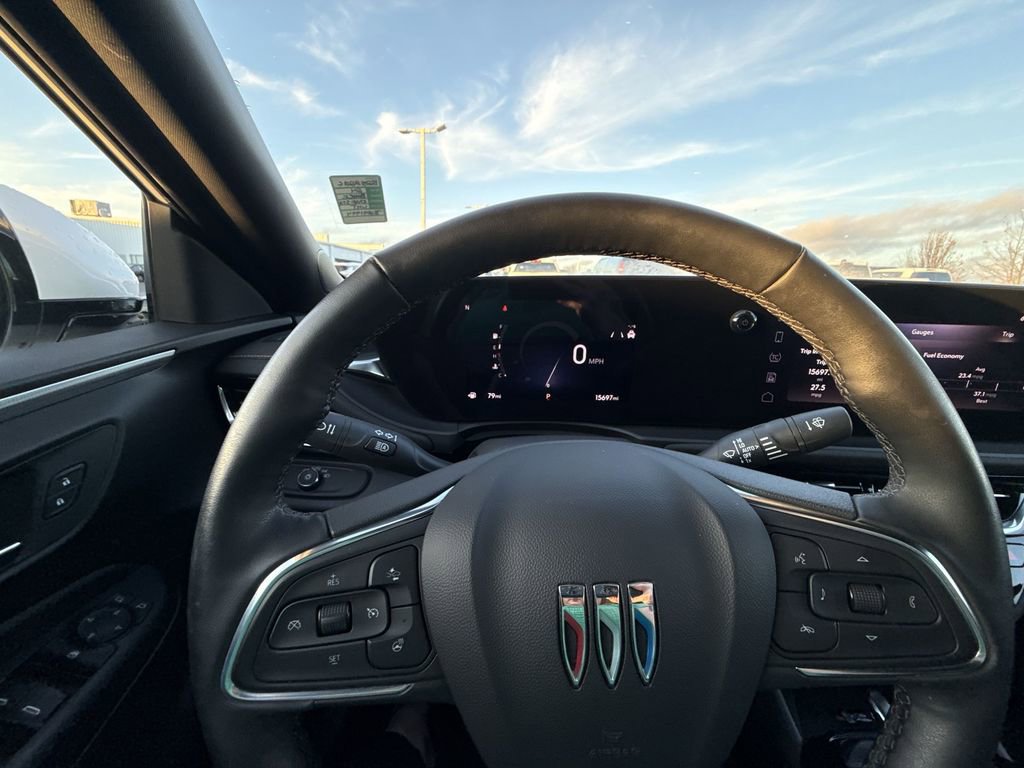 Certified 2024 Buick Envista Avenir image 17