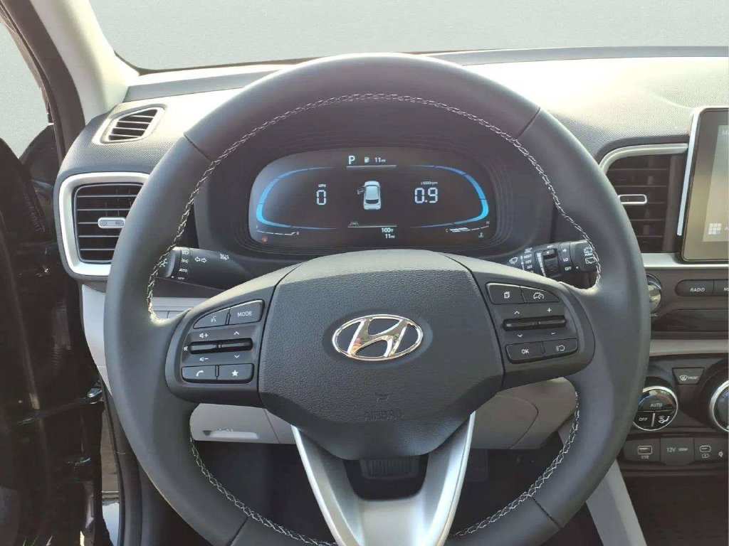 New 2026 Hyundai Venue SEL FWD image 12