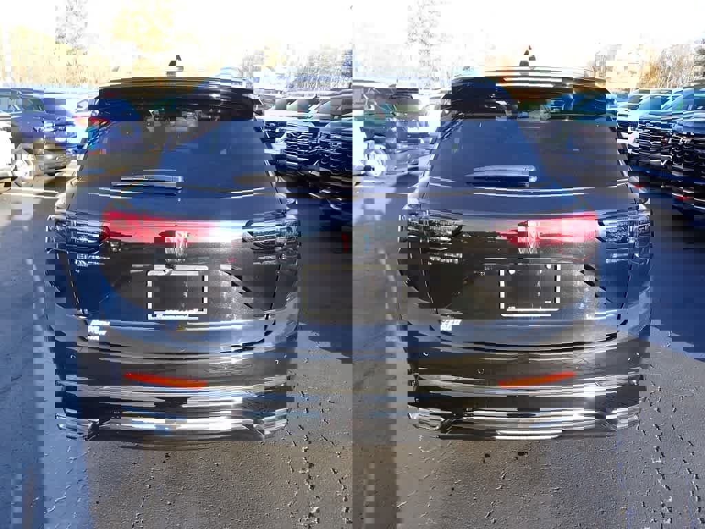 Used 2025 Buick Envision Sport Touring image 4