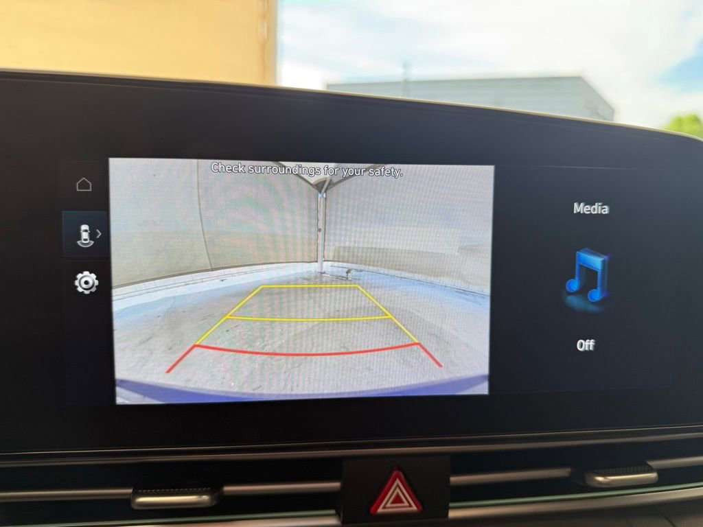 Used 2024 Hyundai Elantra SEL w/ Convenience Package FWD image 38