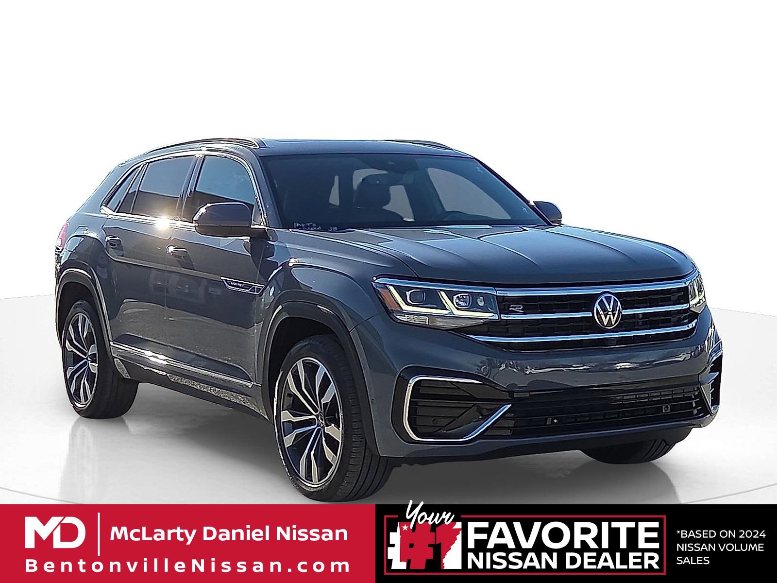 Used 2023 Volkswagen Atlas Cross Sport SEL Premium R-Line image 1