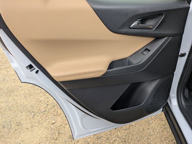 New 2026 Chevrolet Equinox ACTIV w/ Convenience Package III image 23