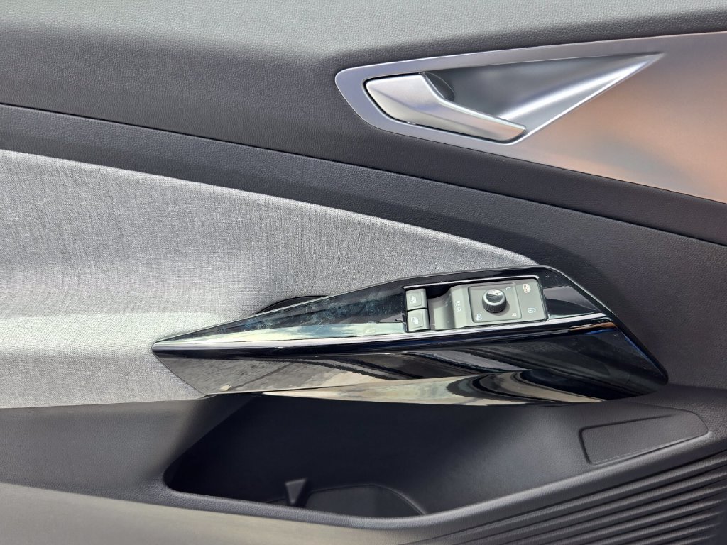 New 2026 Volkswagen ID.4 Pro RWD image 13