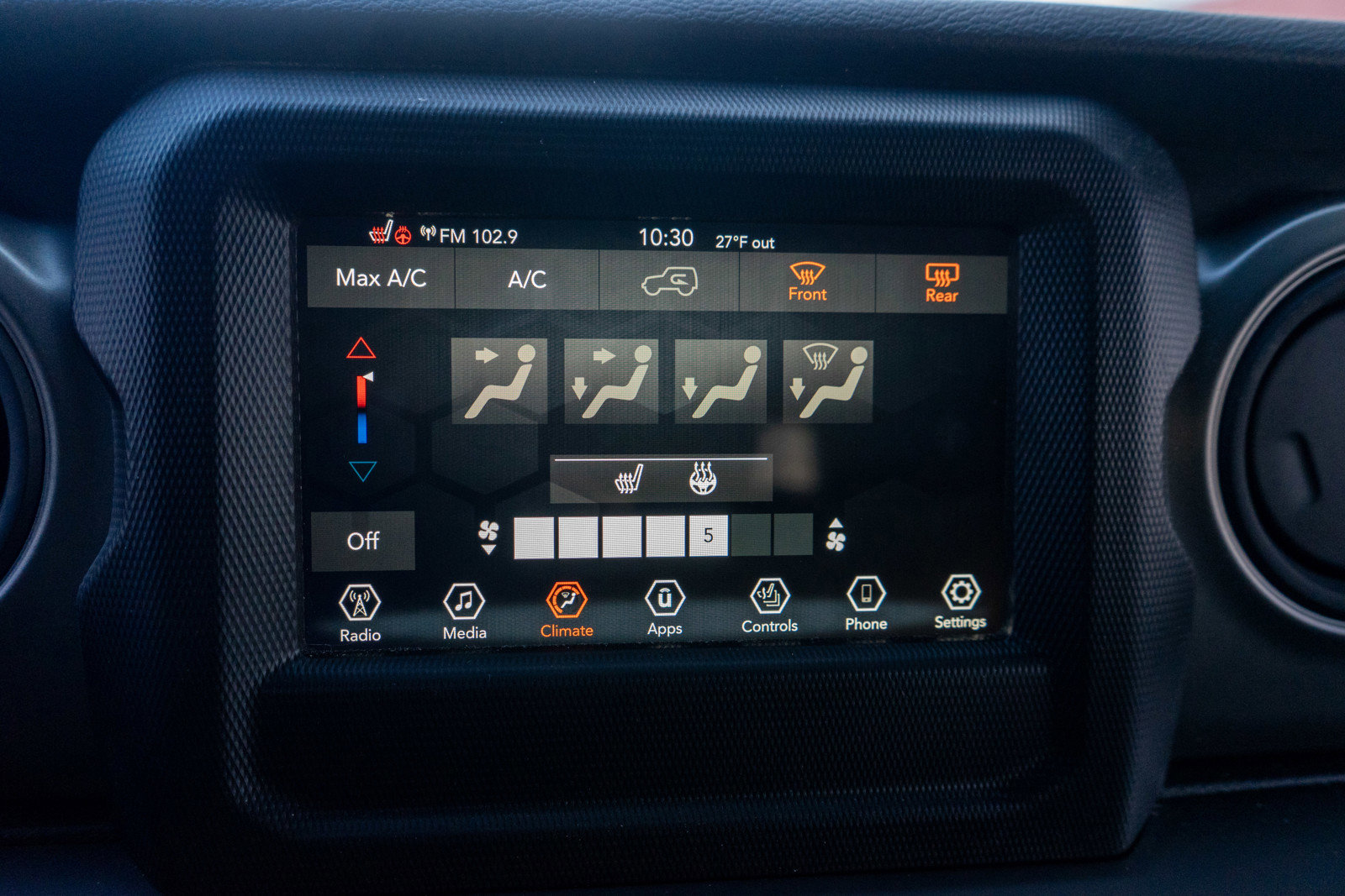 Used 2023 Jeep Wrangler Willys image 16