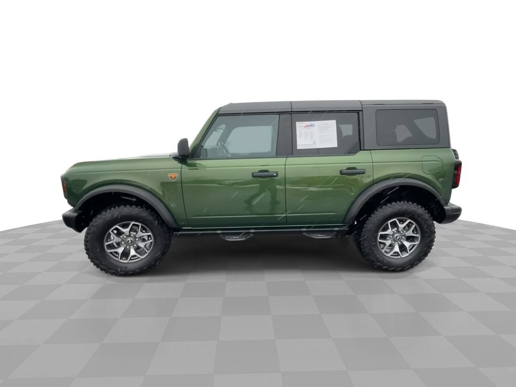 Used 2025 Ford Bronco Badlands AWD/4WD image 4