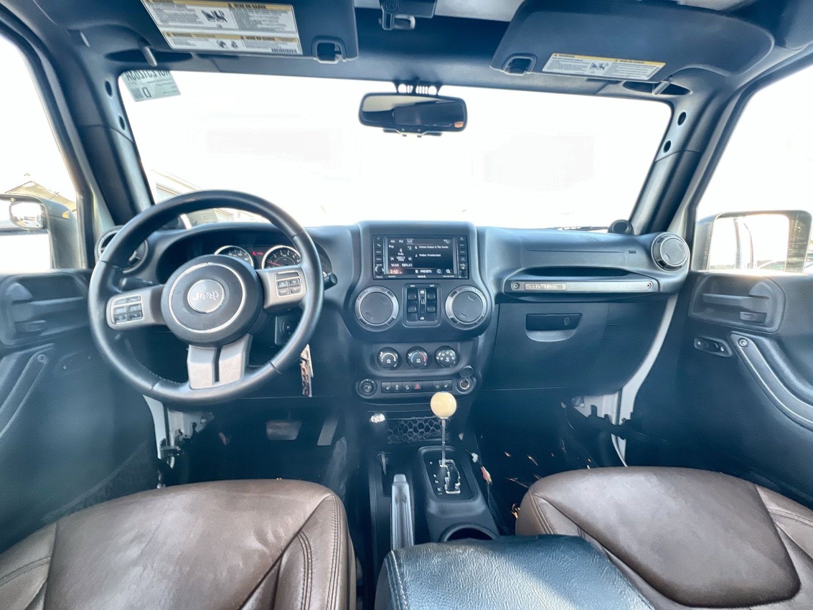 Used 2013 Jeep Wrangler Unlimited Sahara image 22