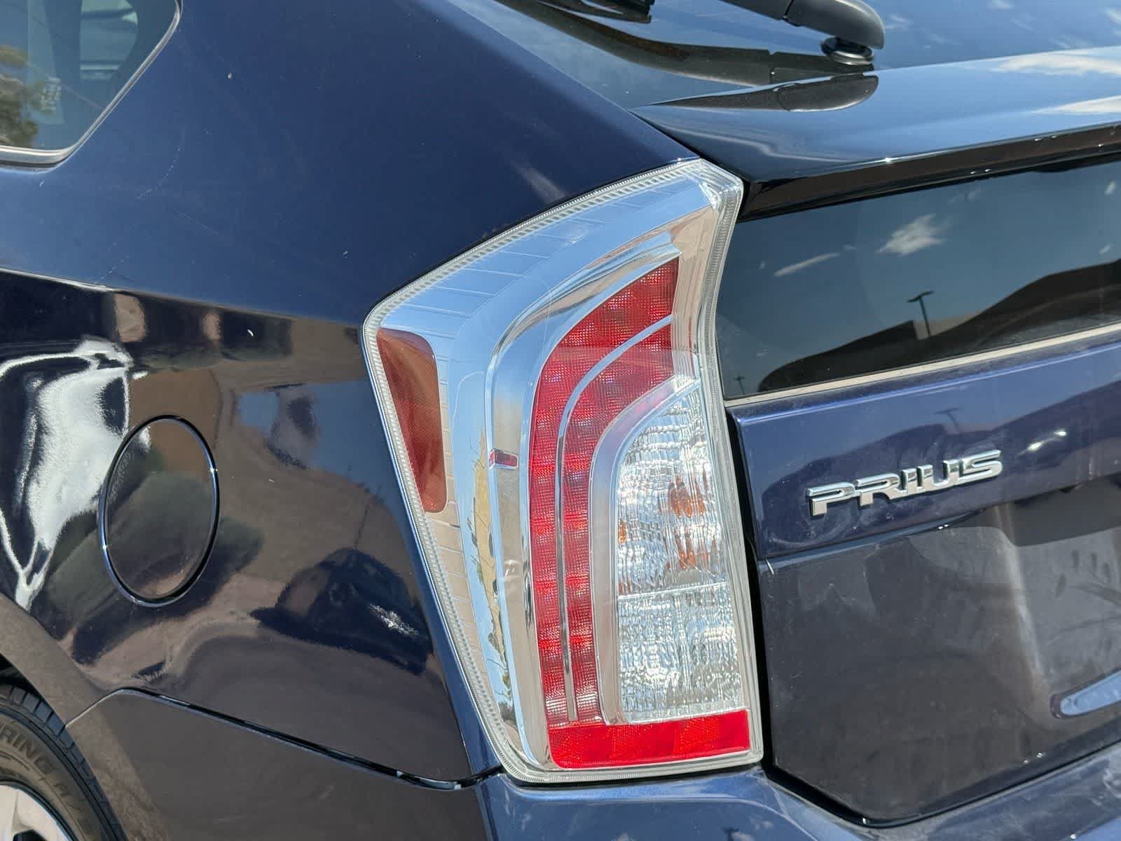 Used 2015 Toyota Prius Two FWD image 10