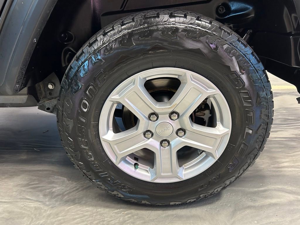 Used 2018 Jeep Wrangler Unlimited Sport S image 21