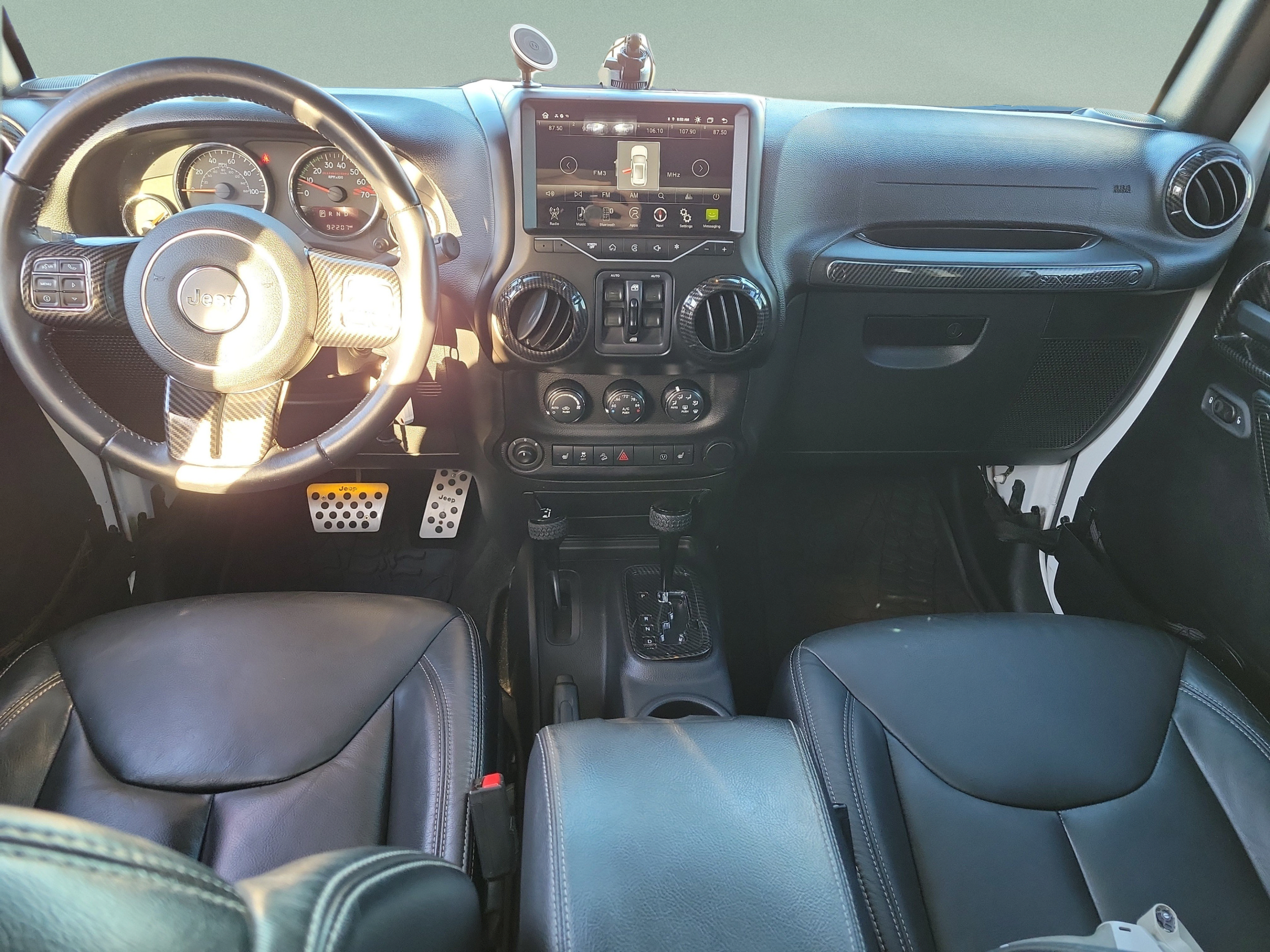 Used 2016 Jeep Wrangler Unlimited Rubicon AWD/4WD image 7