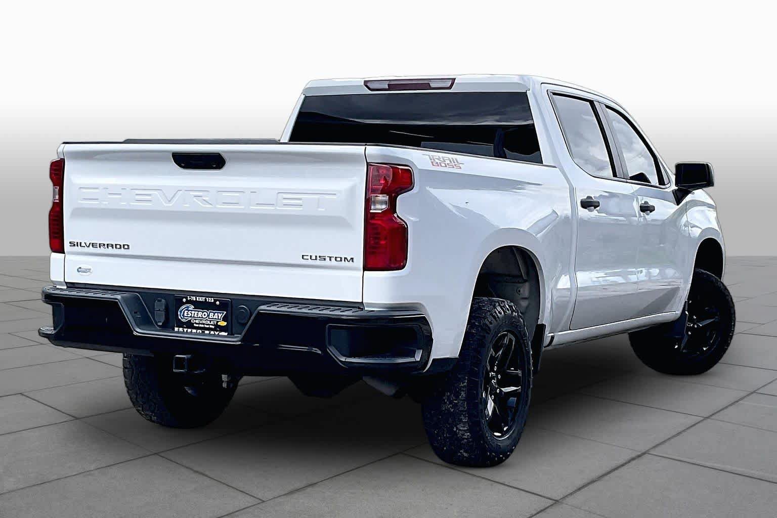 Used 2022 Chevrolet Silverado 1500 Custom Trail Boss AWD/4WD image 13