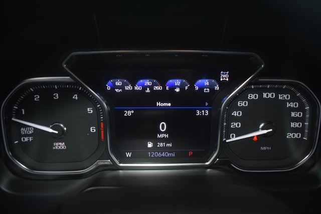 Used 2021 GMC Yukon XL SLE image 17