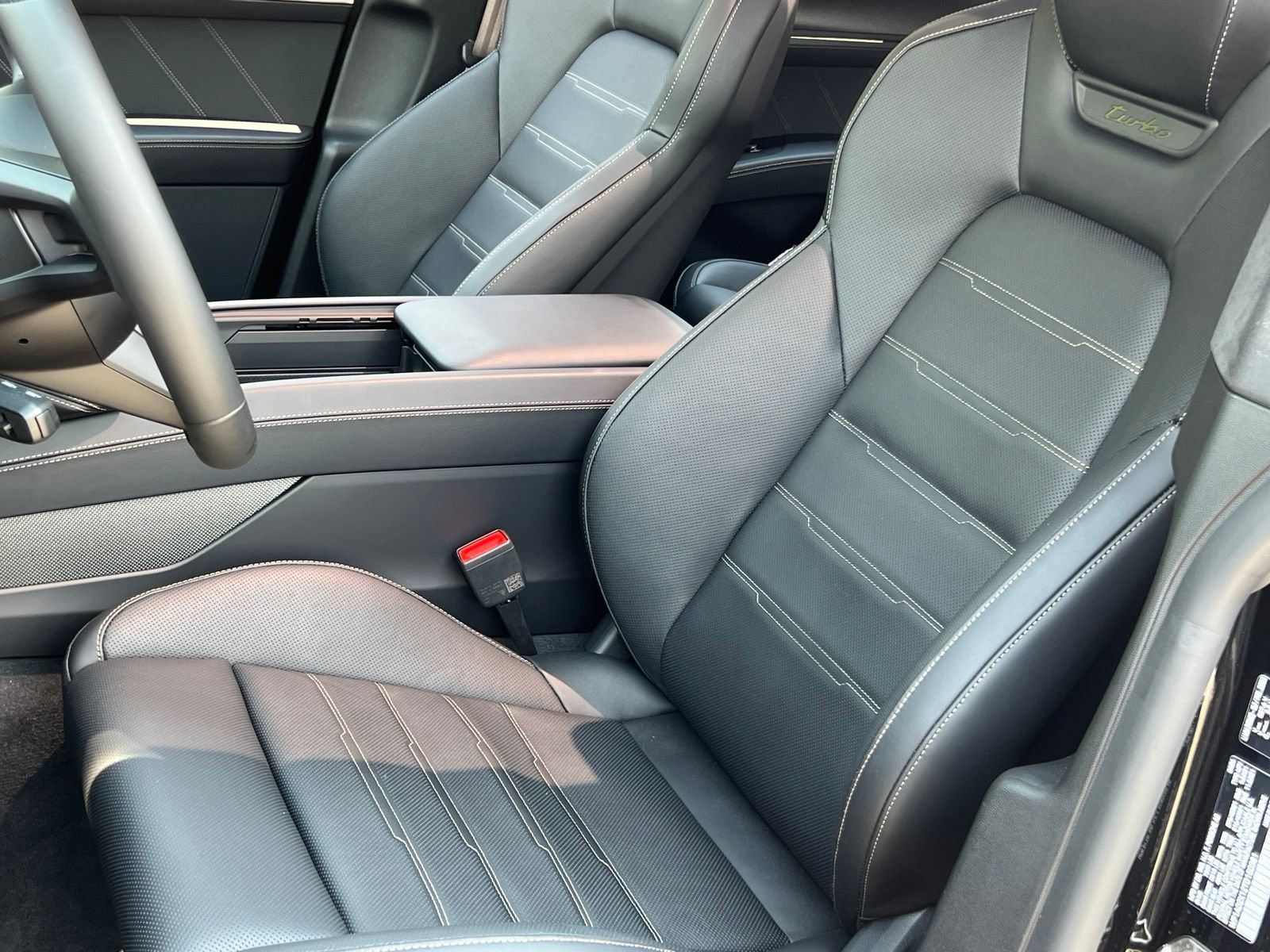 New 2026 Porsche Cayenne Turbo AWD/4WD image 5