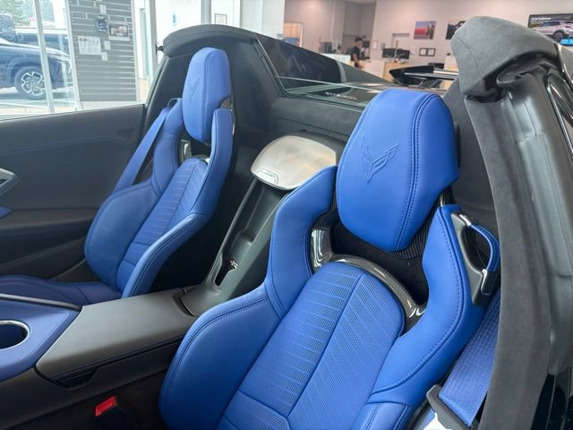 New 2027 Chevrolet Corvette Stingray Convertible w/ Z51 Performance Package RWD image 10