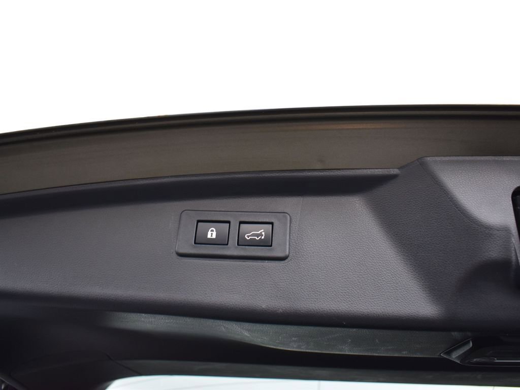 Used 2023 Subaru Outback Limited image 28