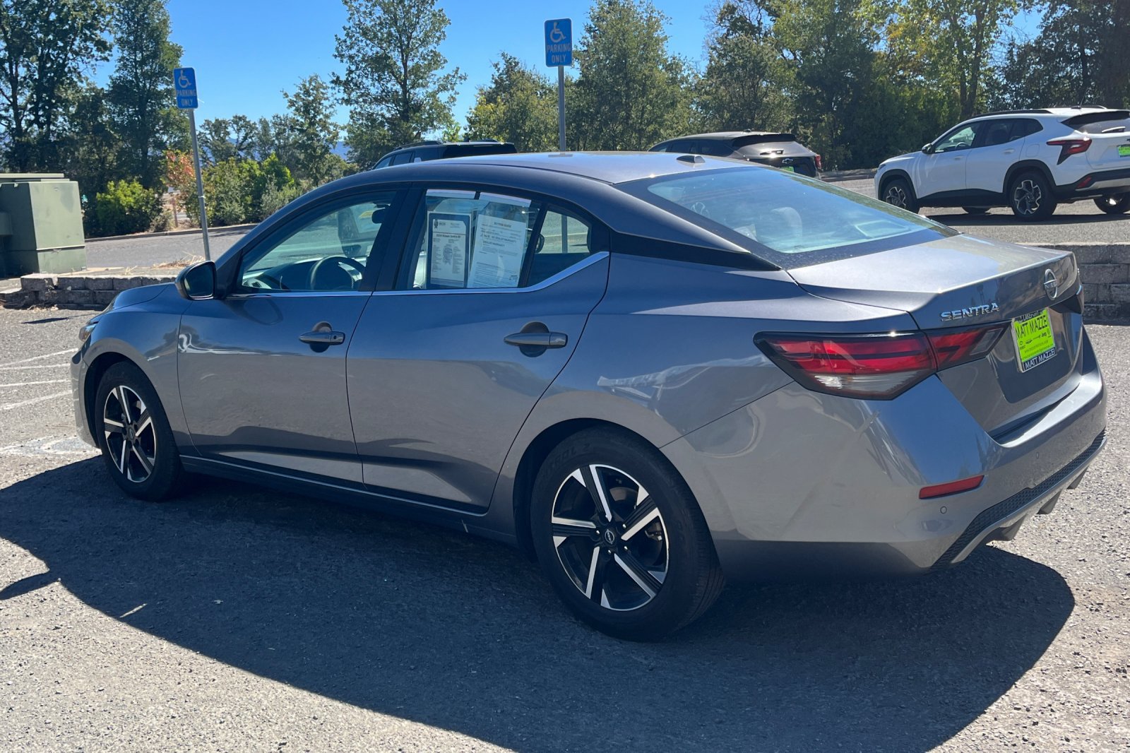 Used 2024 Nissan Sentra SV FWD image 3