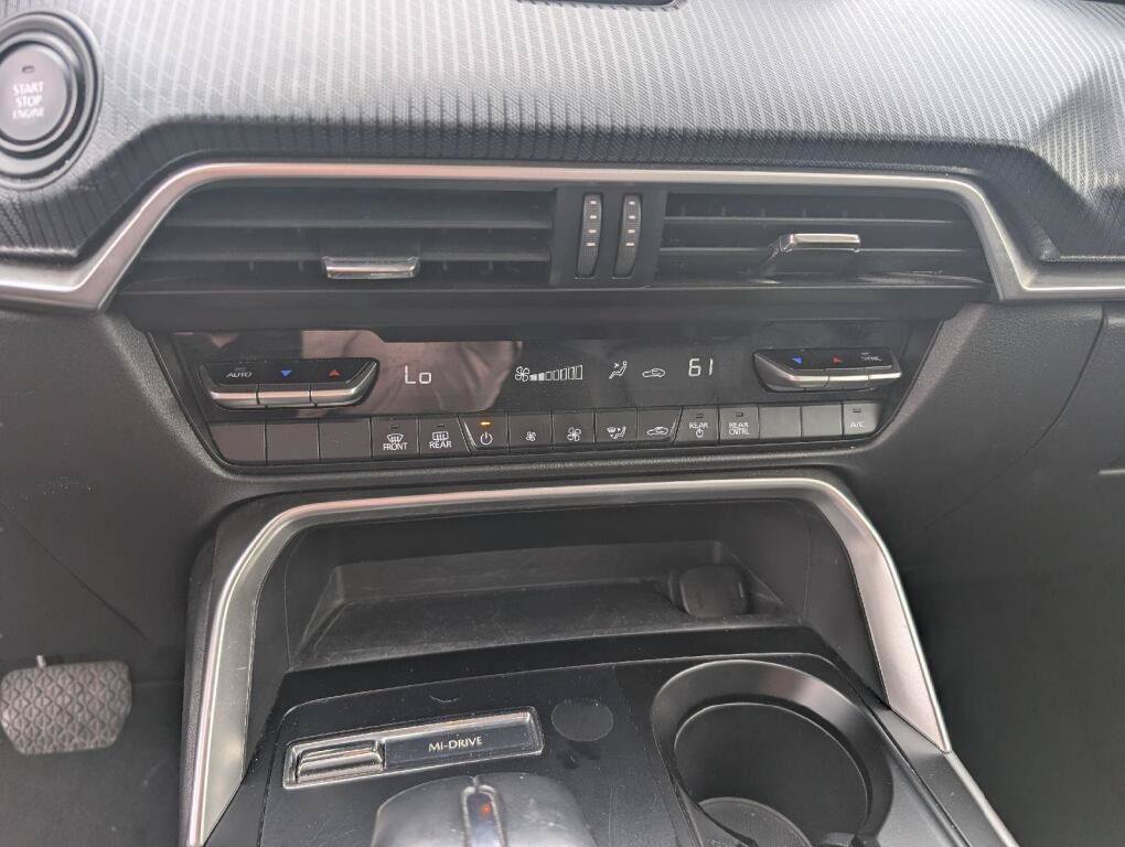 Used 2025 MAZDA CX-90 3.3 Turbo w/ Select Package AWD/4WD image 12