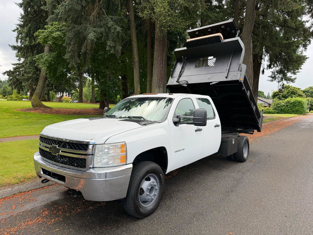 Used 2011 Chevrolet Silverado 3500 W/T RWD image 9