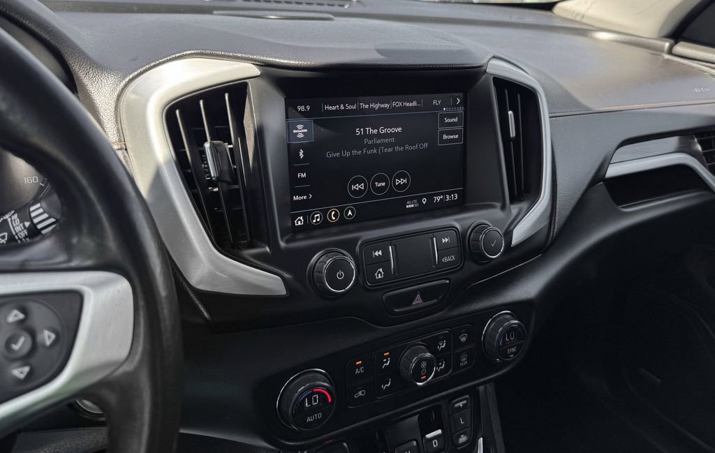 Used 2021 GMC Terrain SLT w/ Infotainment Package II AWD/4WD image 25