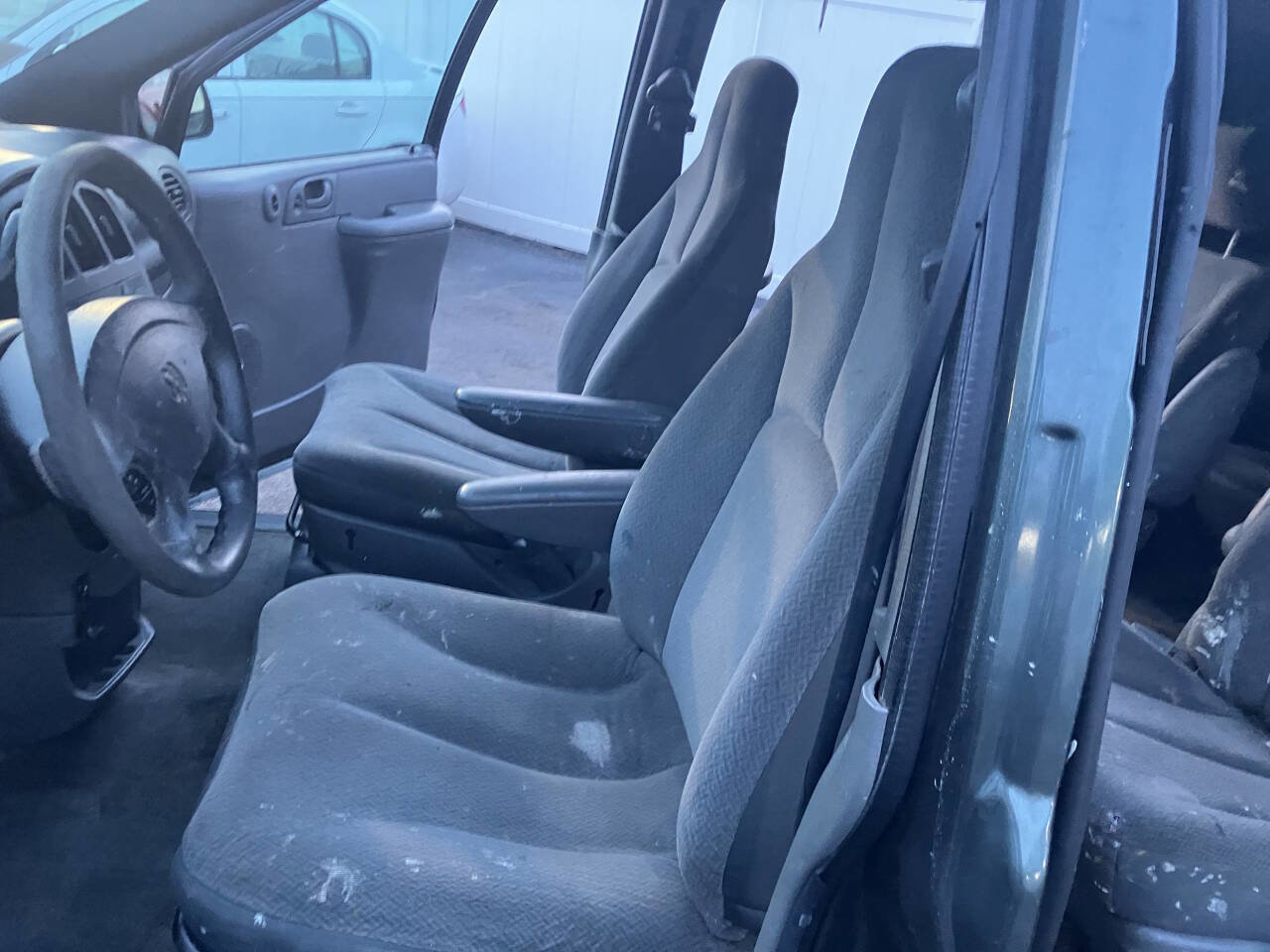 Used 2004 Dodge Grand Caravan SE w/ Popular Equipment Group FWD image 21