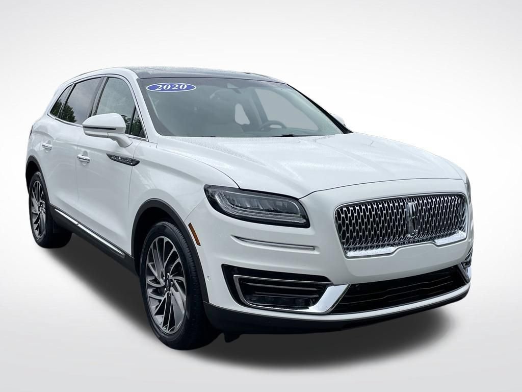 Used 2020 Lincoln Nautilus Reserve w/ Equipment Group 201A FWD image 8