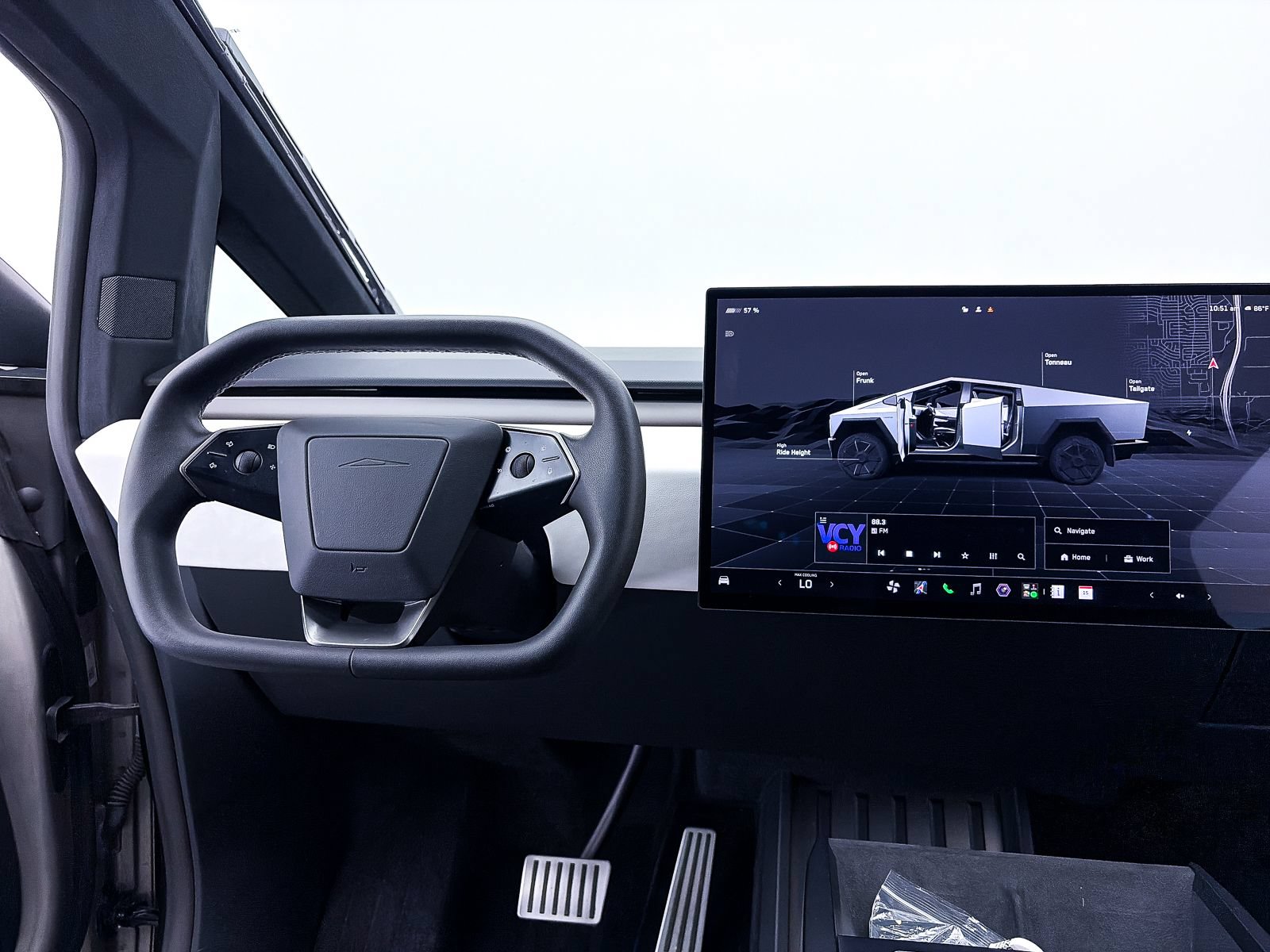 Used 2024 Tesla Cybertruck AWD Crew Cab image 5