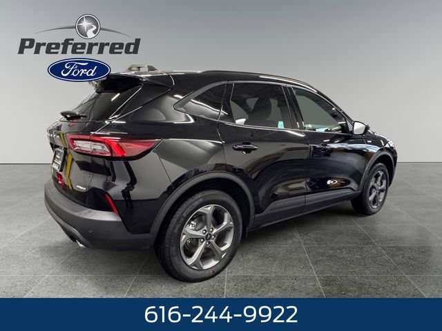 New 2026 Ford Escape ST-Line w/ Tech Pack #1 AWD/4WD image 17