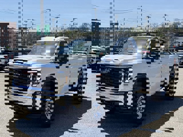 New 2025 GMC Sierra 3500 Pro w/ Convenience Package