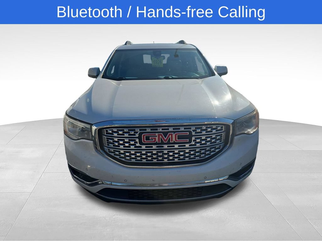 Used 2018 GMC Acadia Denali w/ Technology Package FWD video 2